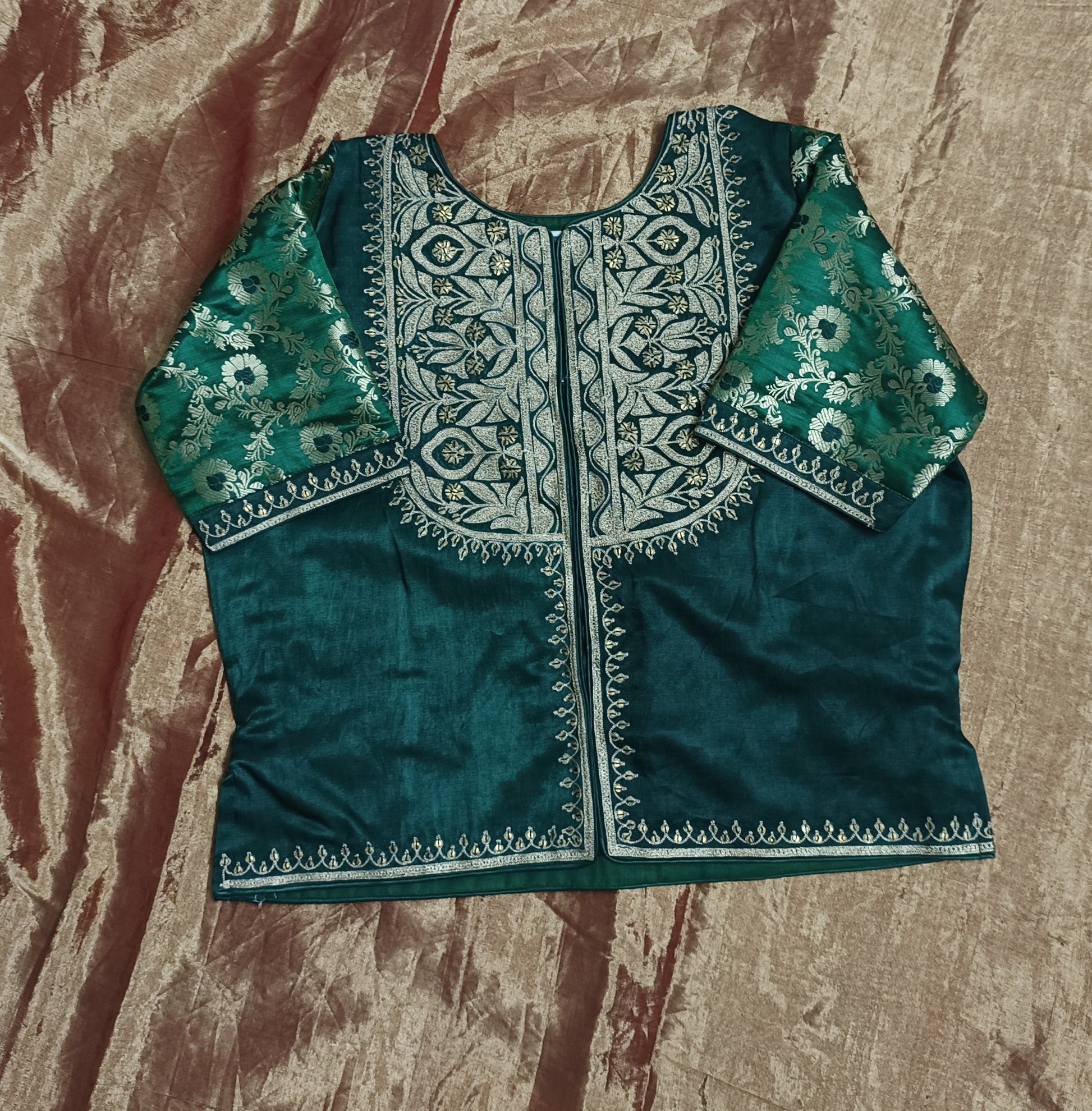 Bottle Green Gaji Silk Aari Work Blouse Combo
