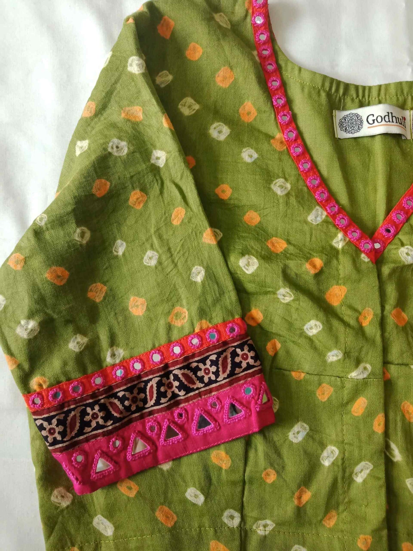 Mehandi Green Bandhani Blouse