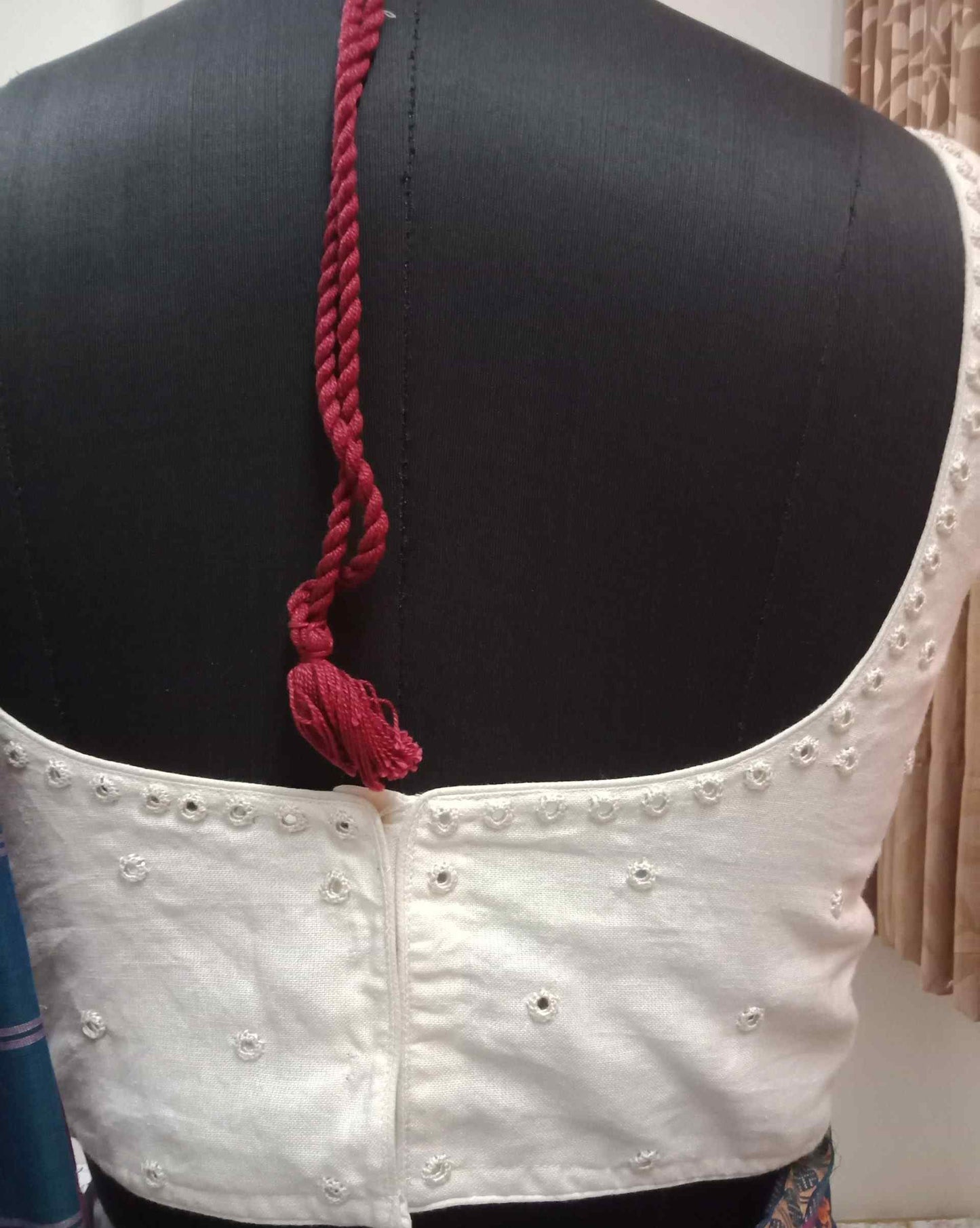 Off White Sleeveless Mirrorwork Blouse