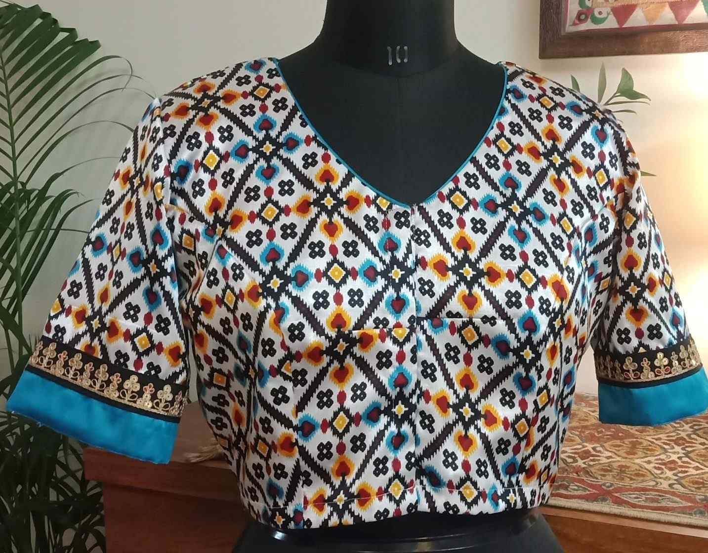 White Gaji Silk Geometric Print Patola Blouse