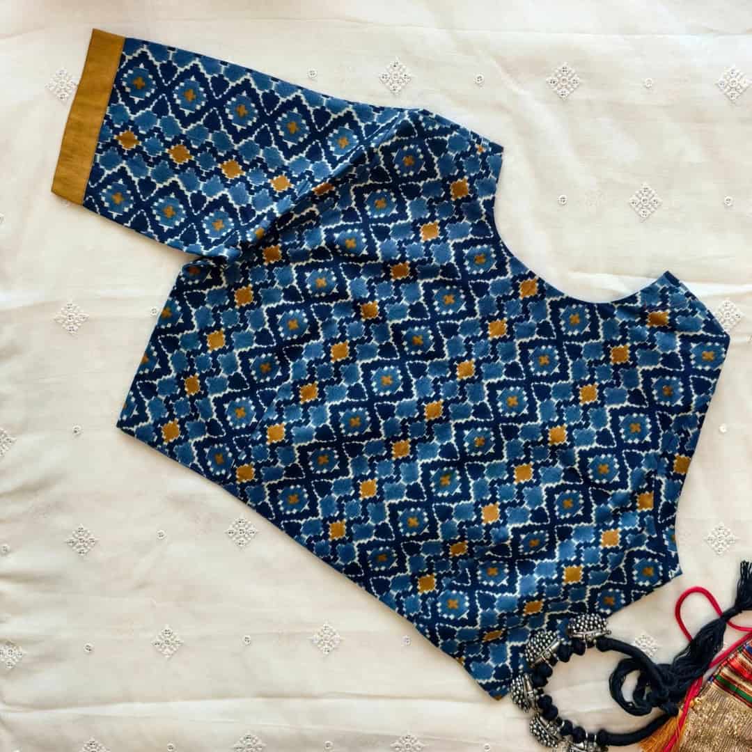 Blue Grey Abstract Kalamkari Readymade Blouse | Godhuli