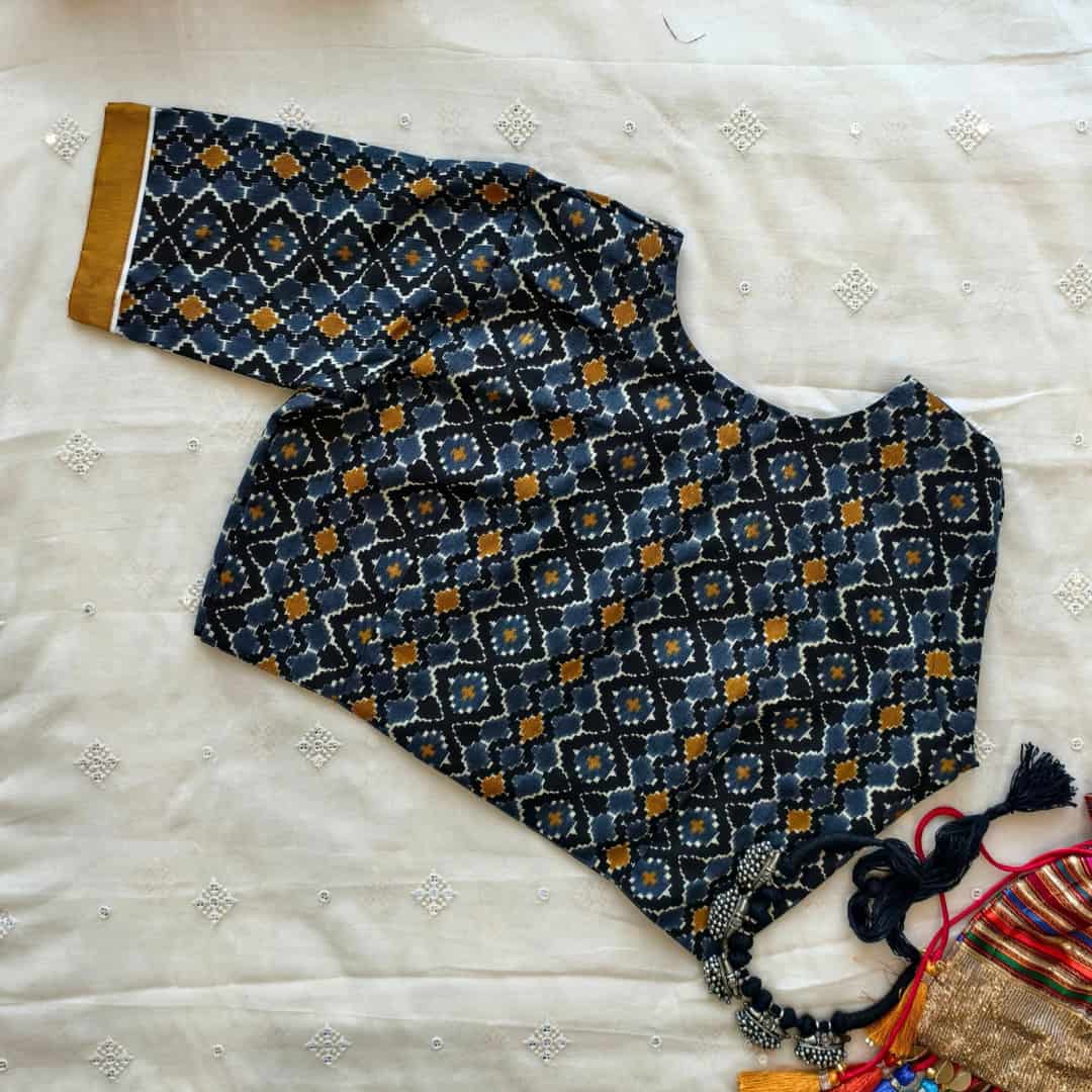 Grey Abstract Kalamkari Readymade Blouse | Godhuli