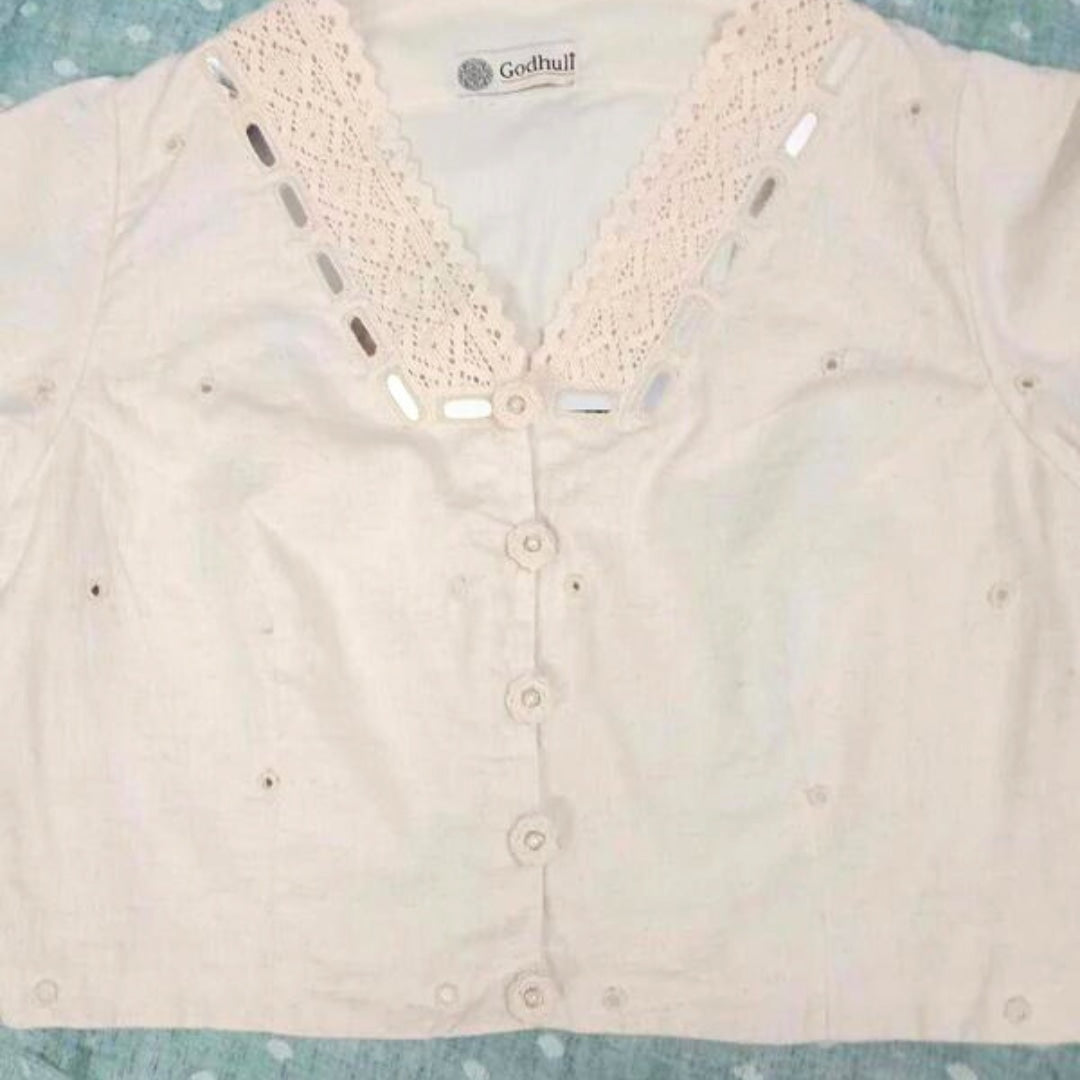 Ivory Crop Top Readymade Blouse with Mirror Work