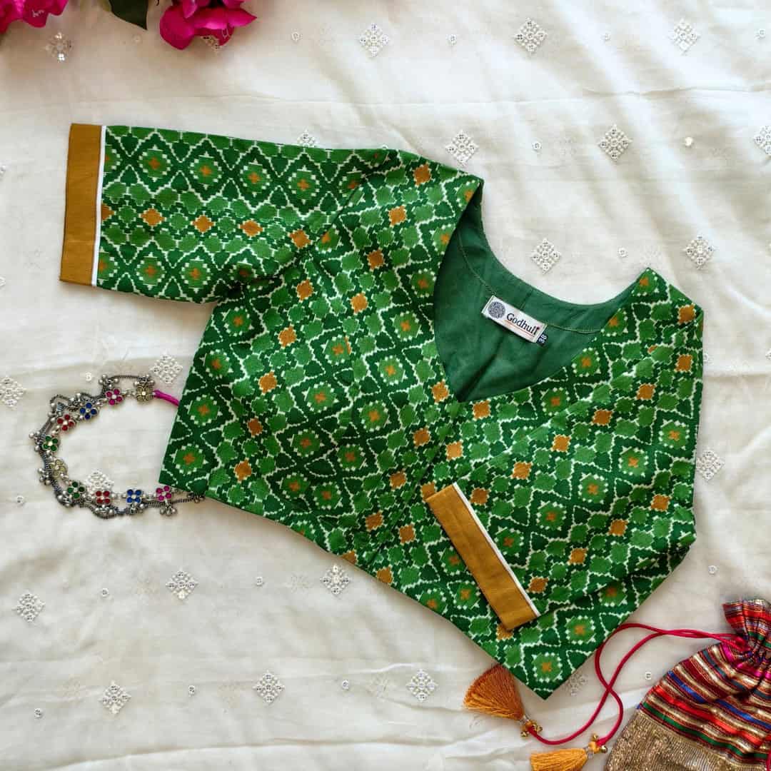 Moss Green Abstract Kalamkari Readymade Blouse | Godhuli