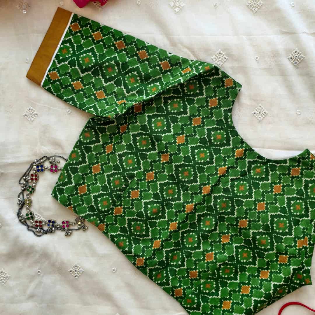 Moss Green Abstract Kalamkari Readymade Blouse | Godhuli