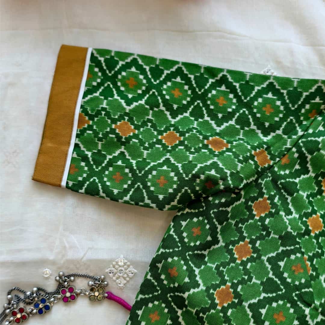 Moss Green Abstract Kalamkari Readymade Blouse | Godhuli