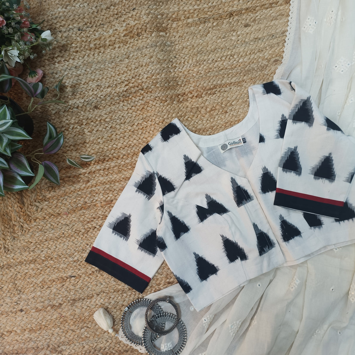Off White-Black Ikat Readymade Blouse 