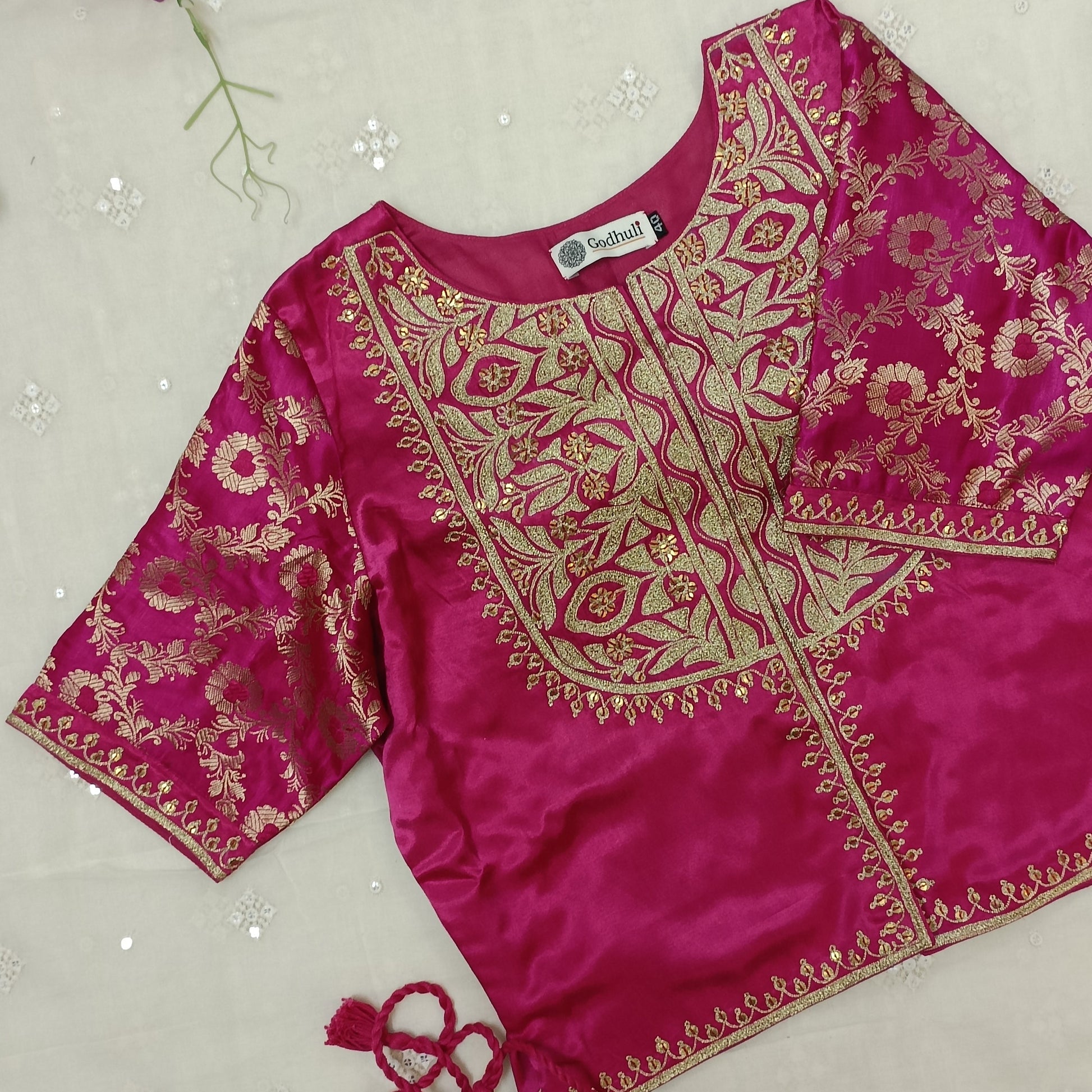 Rani Gaji Silk Aari Jaal Work Blouse