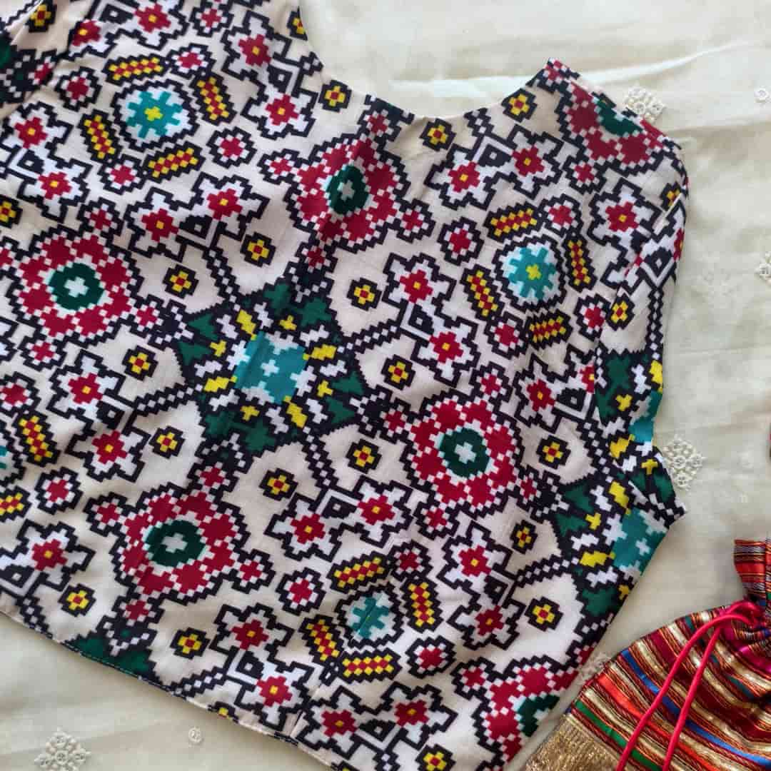 White Green Patola Print Dola Silk Readymade Blouse | Godhuli