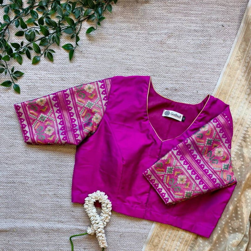 Magenta Patola Sleeves Readymade Blouse | Godhuli