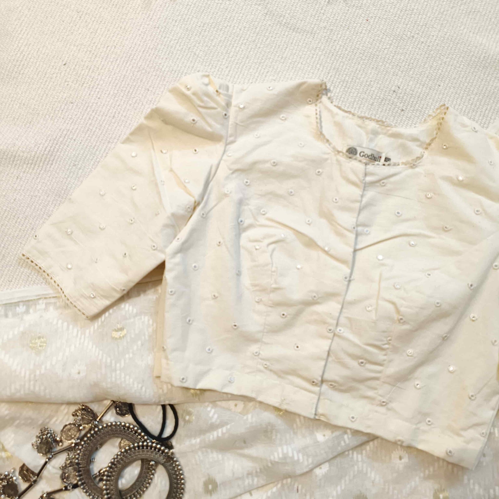 Ivory Mirrorwork Bengali Sleeves Readymade Blouse | Godhuli