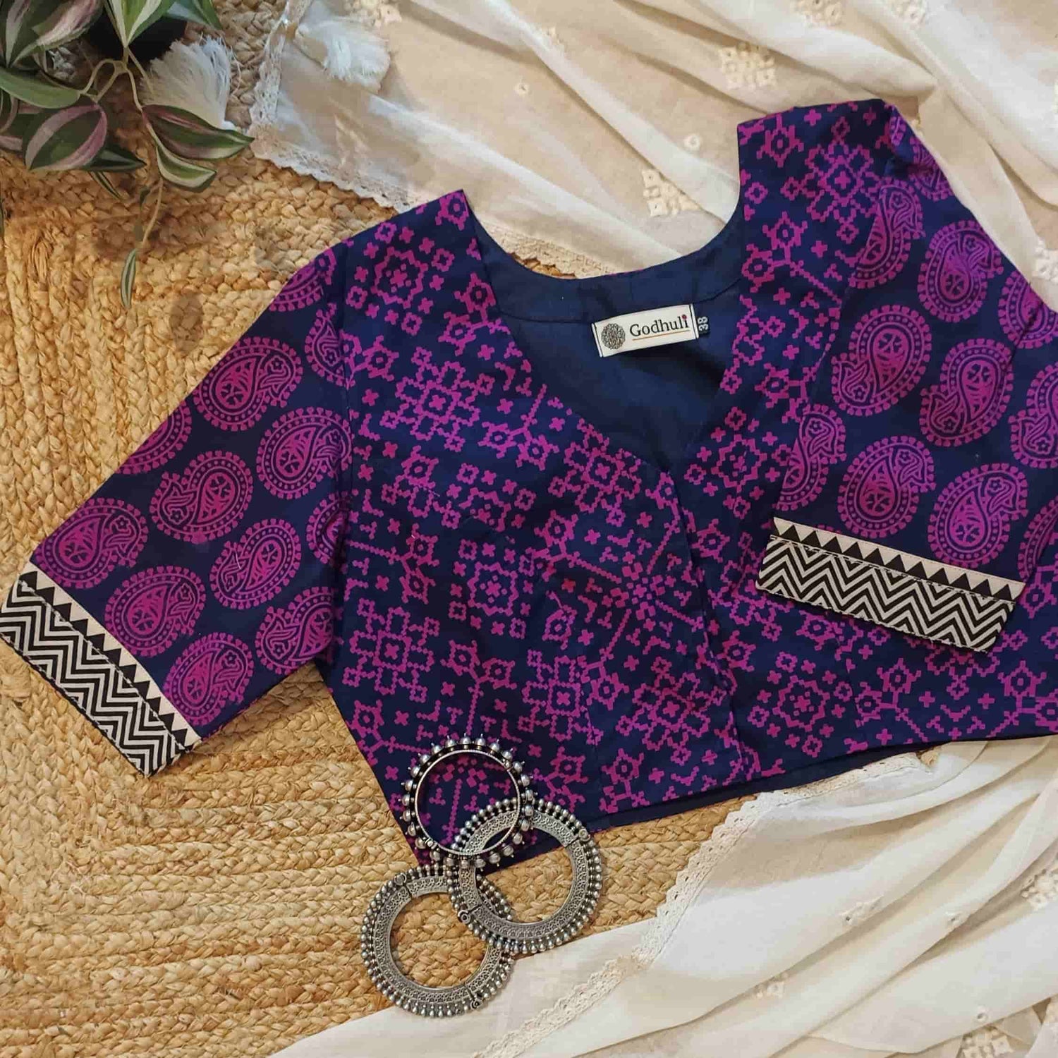 Magenta-Navy Blue Gamathi Readymade Blouse | Godhuli
