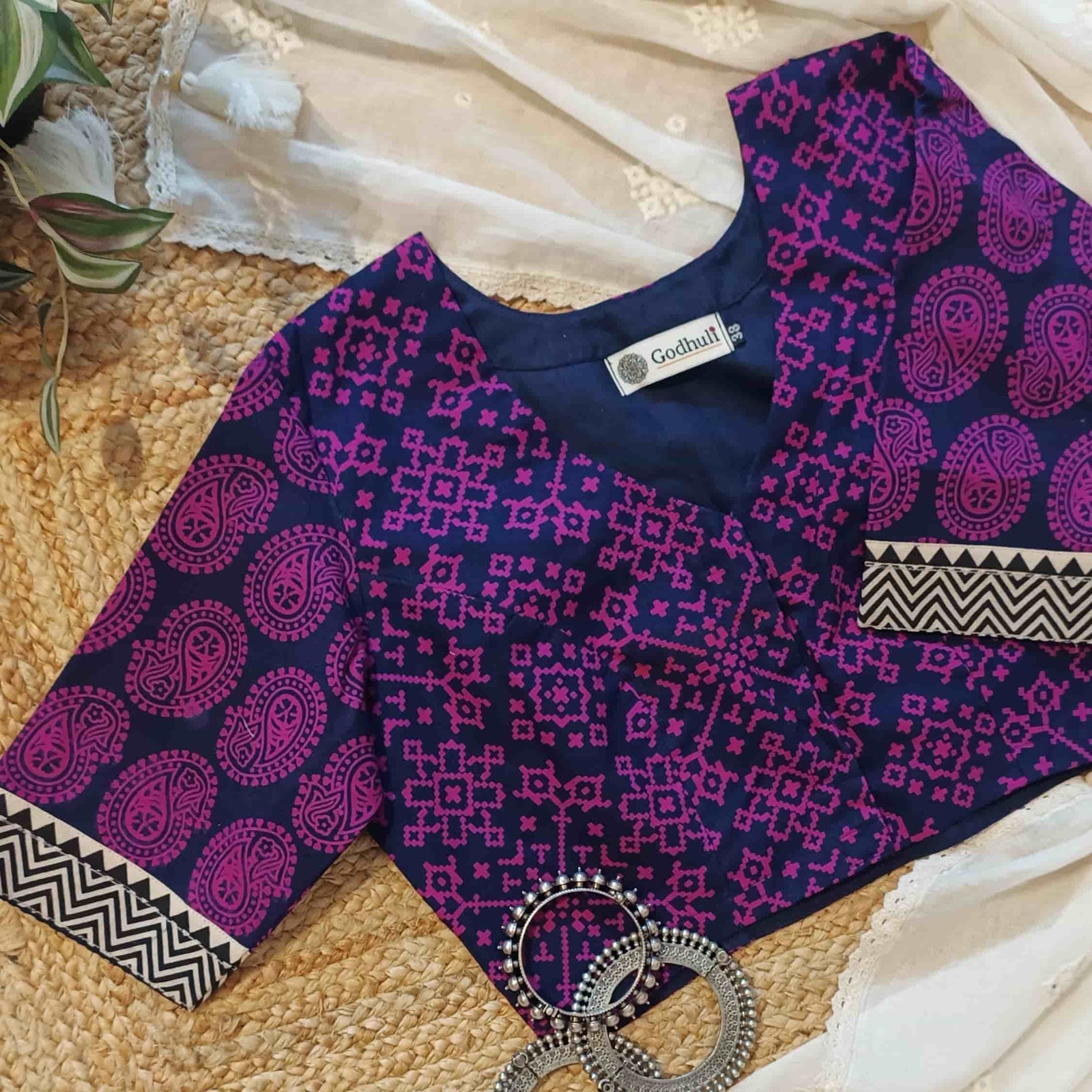 Magenta-Navy Blue Gamathi Readymade Blouse | Godhuli