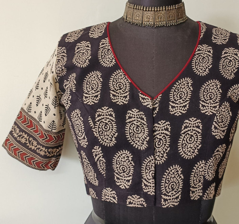 Black Gamathi Readymade Blouse with Beige Sleeves | Godhuli