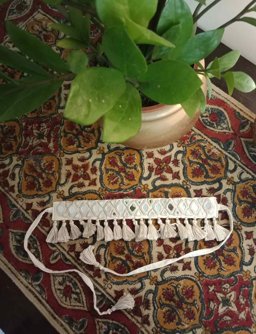 Buy Handmade Ivory Colour Triangular Mirror Neckpiece | Godhuli