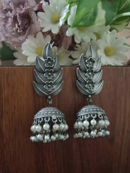 Leaf Design Jhumka Earrings
