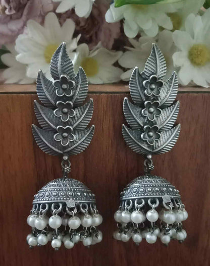 Leaf Design Jhumka Earrings