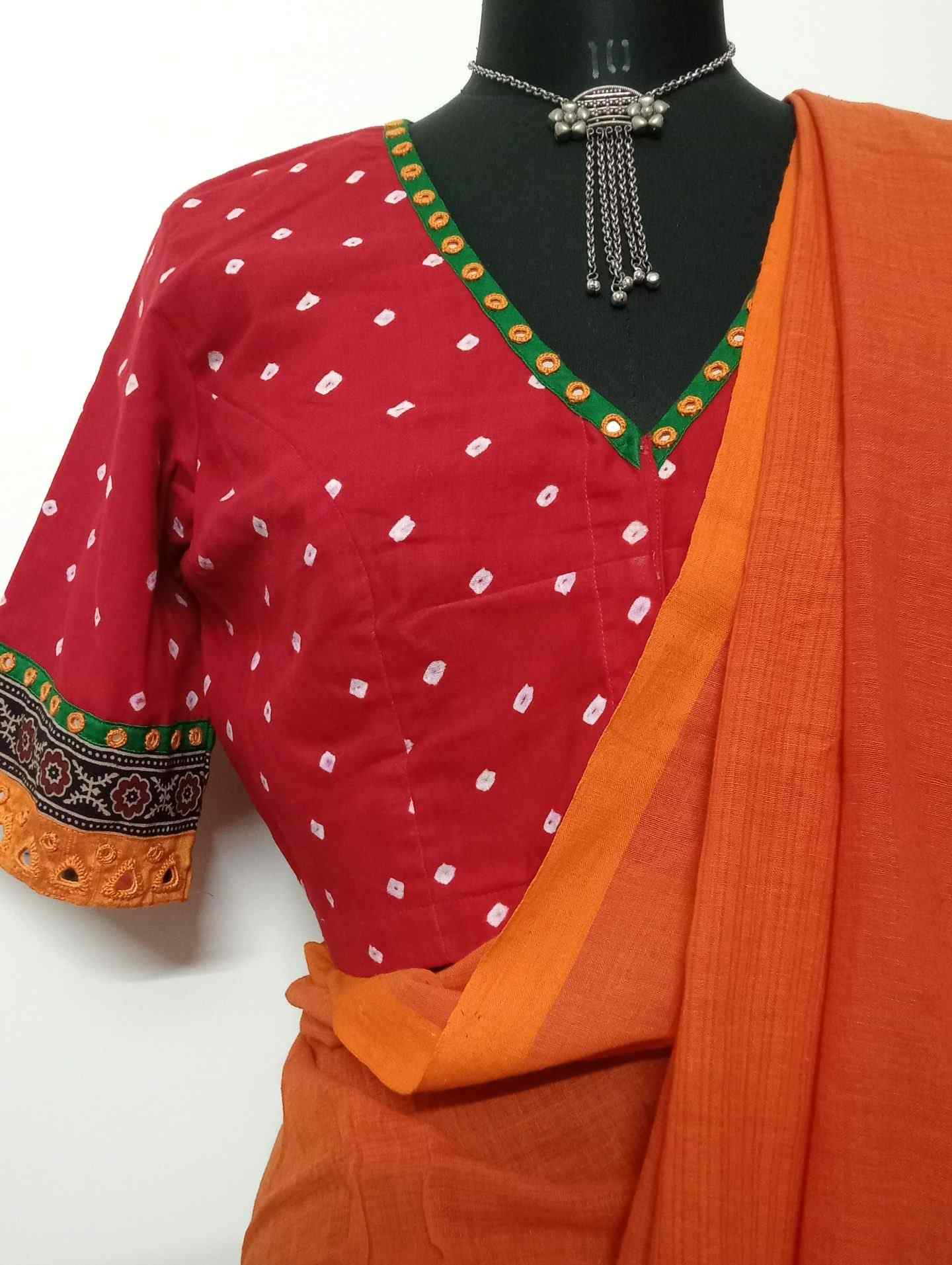 Label Varsha Bandhani Woven Saree With Blouse | Red, Bandhani, Saree, Boat  Neck, Half